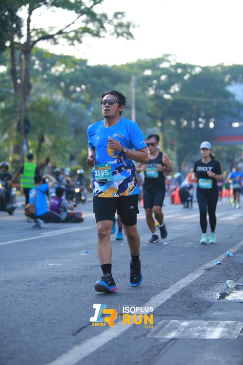 Race photo from Isoplus Run 2024 Surabaya