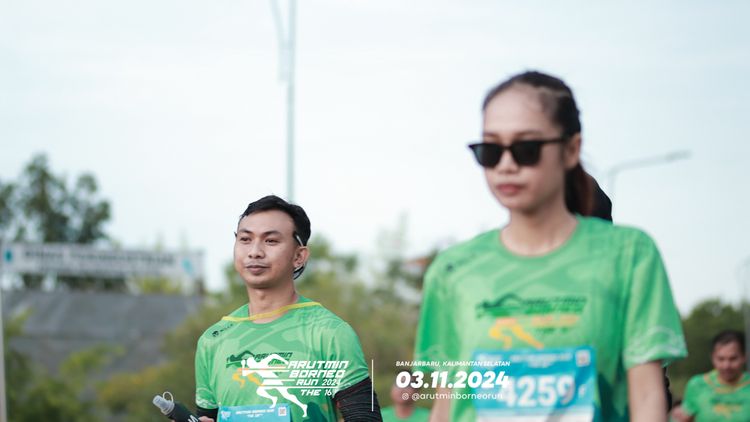 Race photo from Arutmin Borneo Run 2024