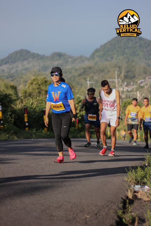 Race photo from Kelud Vertical Challenge 2024