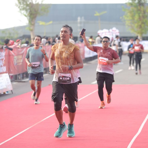 Race photo from KEDIRI HALF MARATHON 2026