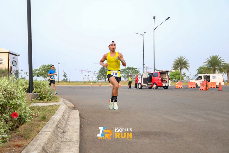 Race photo from ISOPlus Run 2024 Jakarta