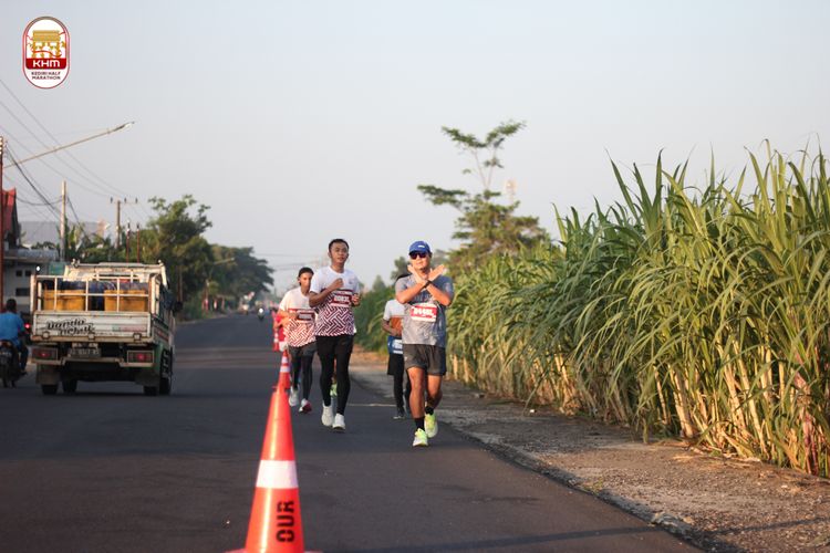 Race photo from Kediri Half Marathon 2024