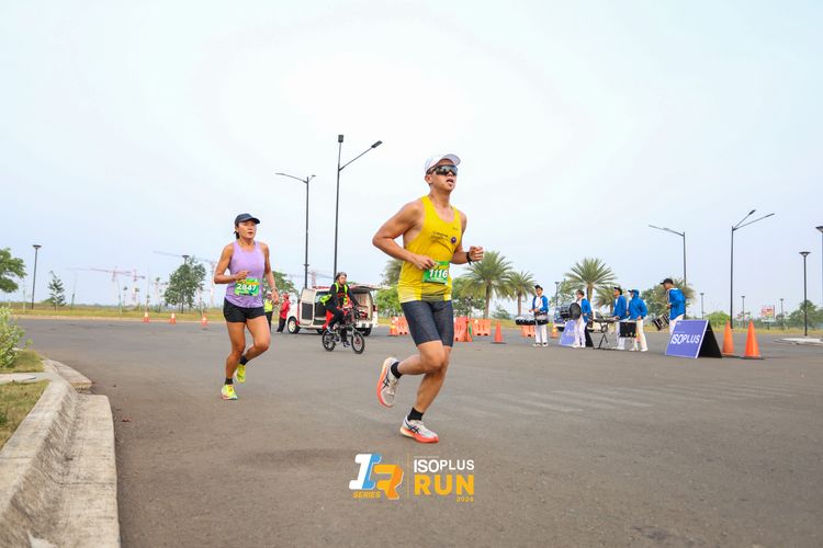 Race photo from ISOPlus Run 2024 Jakarta