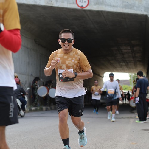 Race photo from KEDIRI HALF MARATHON 2026