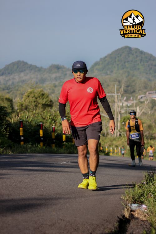 Race photo from Kelud Vertical Challenge 2024