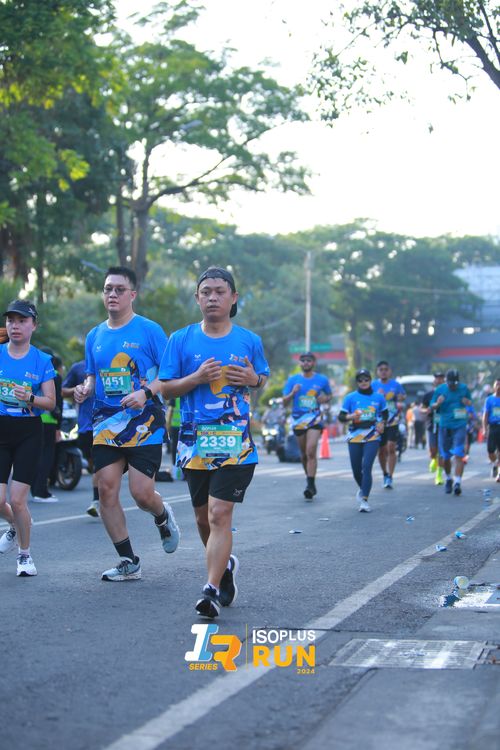Race photo from Isoplus Run 2024 Surabaya