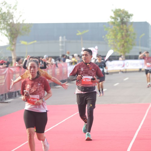 Race photo from KEDIRI HALF MARATHON 2026