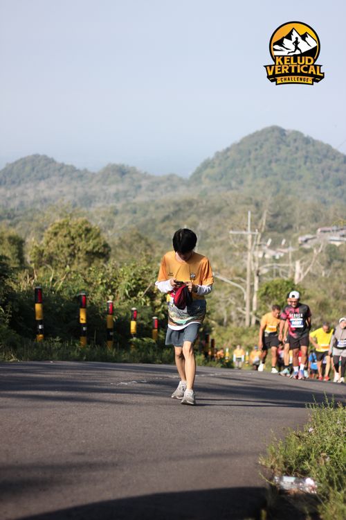 Race photo from Kelud Vertical Challenge 2024