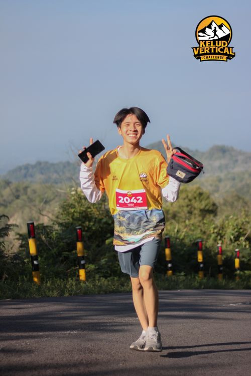 Race photo from Kelud Vertical Challenge 2024