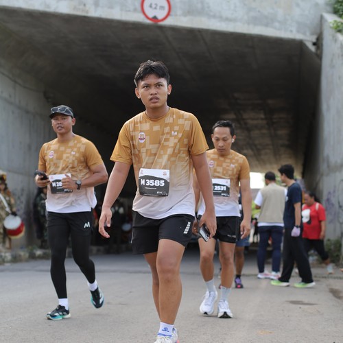 Race photo from KEDIRI HALF MARATHON 2026