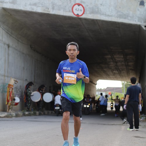 Race photo from KEDIRI HALF MARATHON 2026