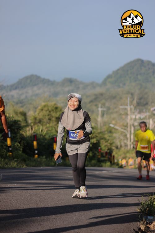 Race photo from Kelud Vertical Challenge 2024