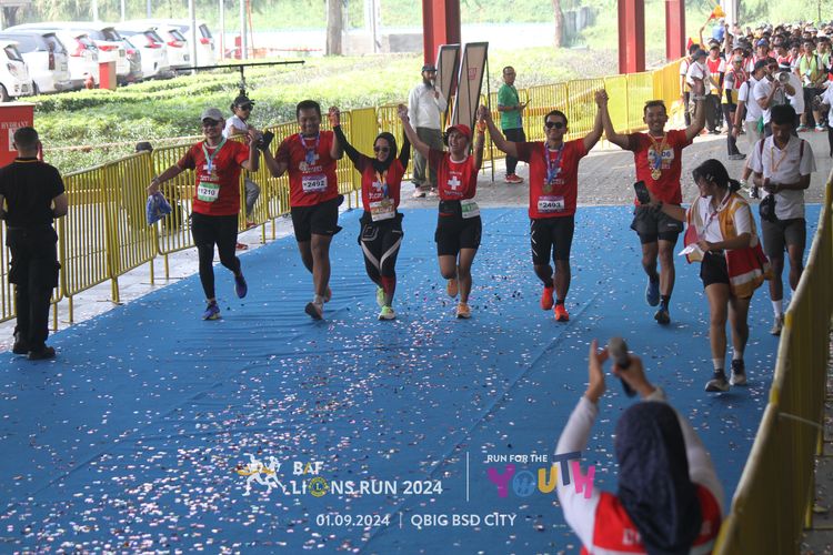 Race photo from BAF LIONS RUN 2024