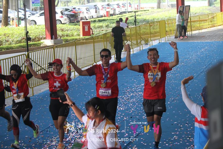 Race photo from BAF LIONS RUN 2024