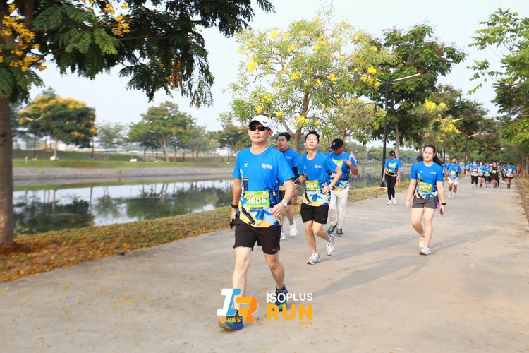 Race photo from ISOPlus Run 2024 Jakarta