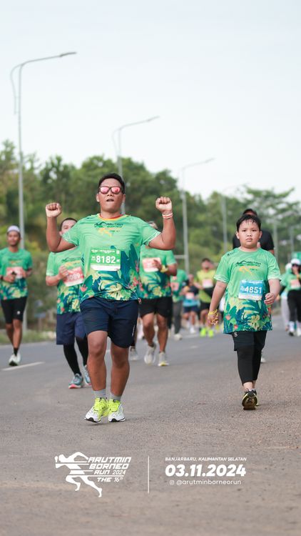 Race photo from Arutmin Borneo Run 2024