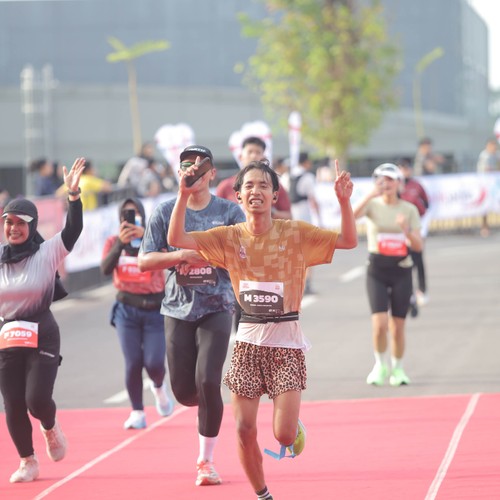 Race photo from KEDIRI HALF MARATHON 2026
