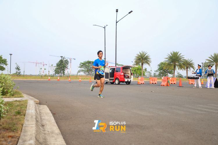 Race photo from ISOPlus Run 2024 Jakarta