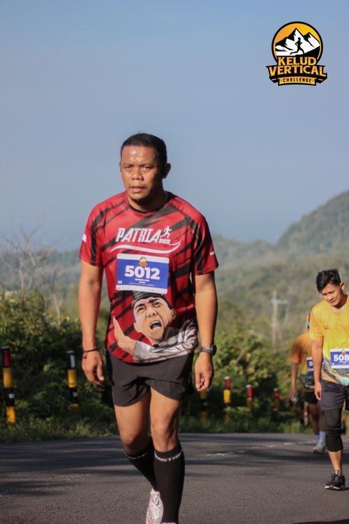 Race photo from Kelud Vertical Challenge 2024
