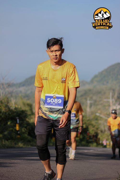Race photo from Kelud Vertical Challenge 2024