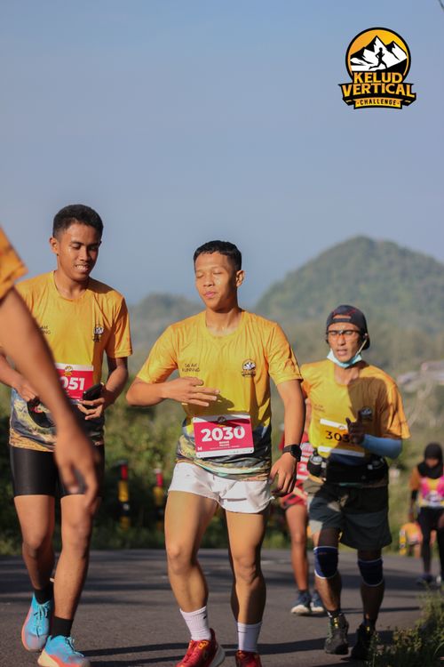 Race photo from Kelud Vertical Challenge 2024
