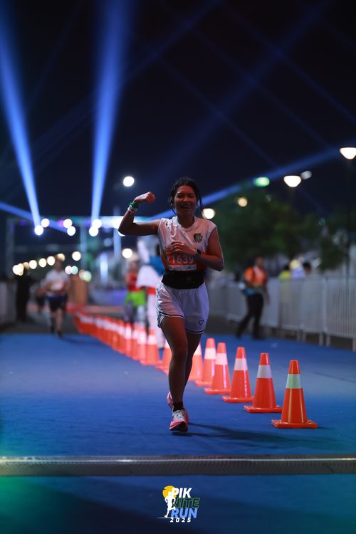 Race photo from PIK NITE RUN 2025