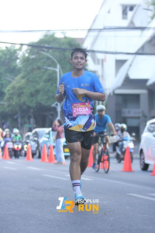 Race photo from Isoplus Run 2024 Surabaya