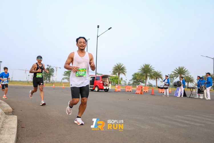 Race photo from ISOPlus Run 2024 Jakarta