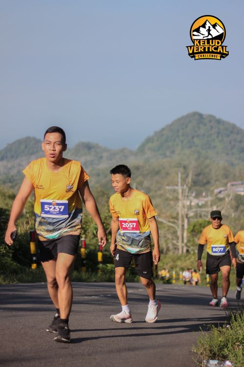 Race photo from Kelud Vertical Challenge 2024