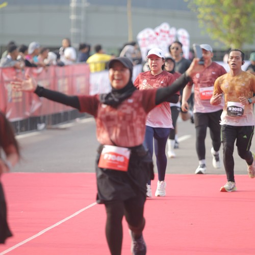 Race photo from KEDIRI HALF MARATHON 2026