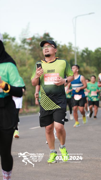 Race photo from Arutmin Borneo Run 2024