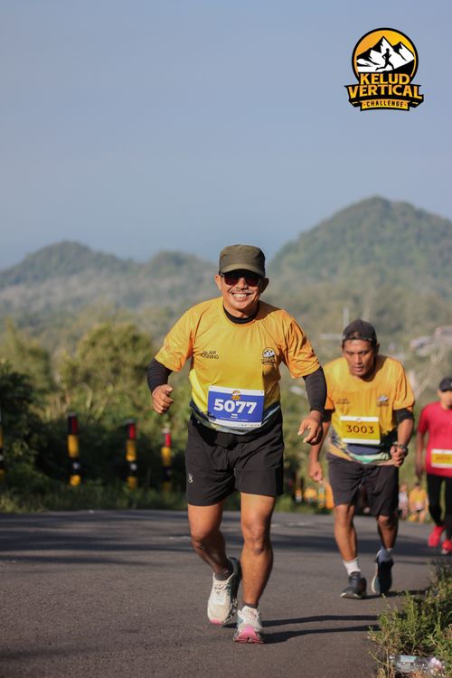 Race photo from Kelud Vertical Challenge 2024