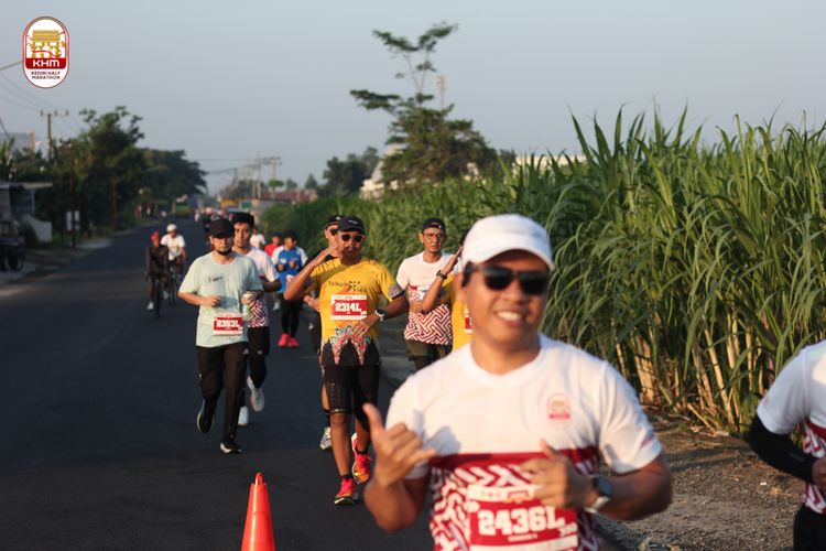 Race photo from Kediri Half Marathon 2024