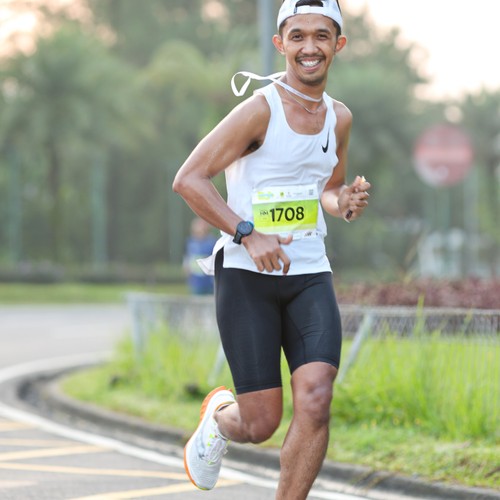 Race photo from BOGORUN 2026