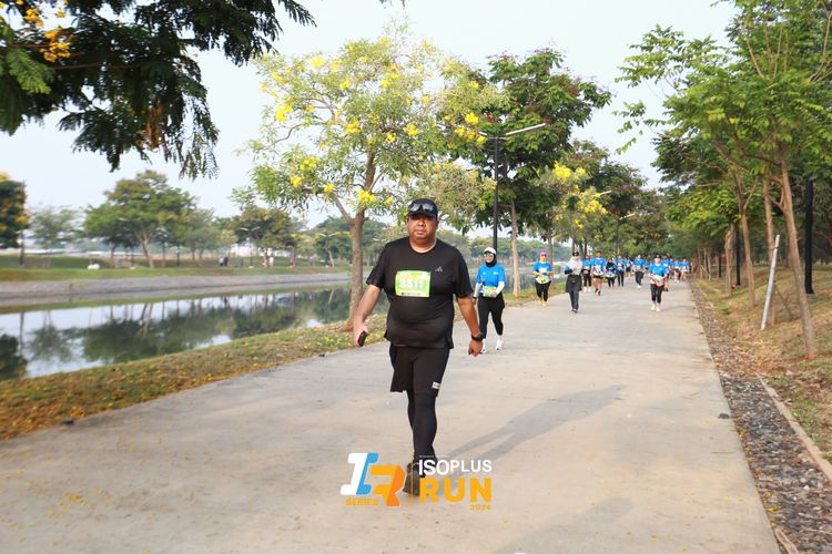 Race photo from ISOPlus Run 2024 Jakarta