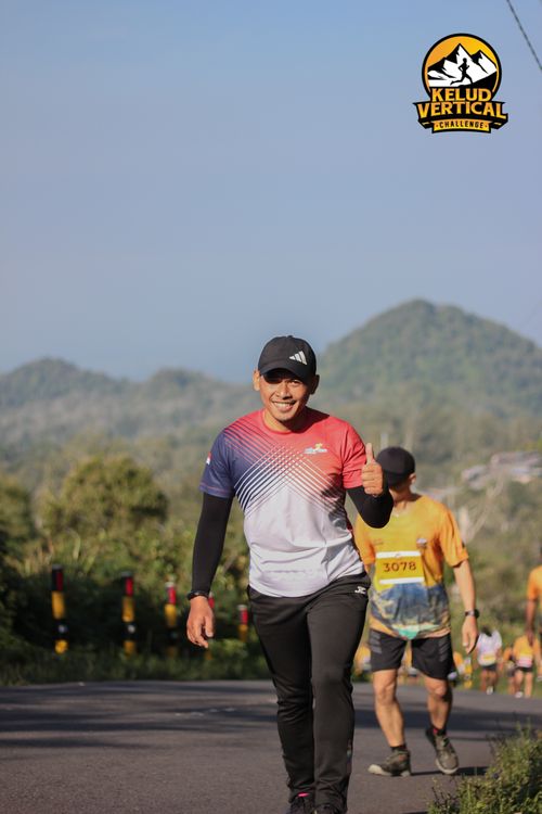 Race photo from Kelud Vertical Challenge 2024