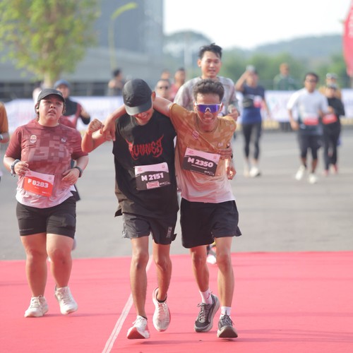 Race photo from KEDIRI HALF MARATHON 2026