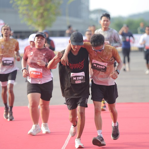Race photo from KEDIRI HALF MARATHON 2026