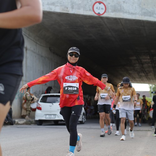 Race photo from KEDIRI HALF MARATHON 2026