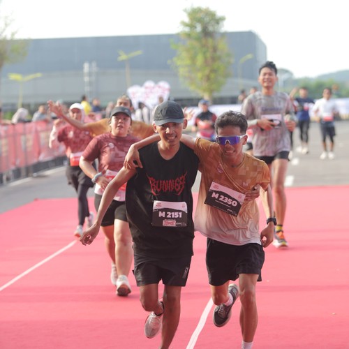 Race photo from KEDIRI HALF MARATHON 2026