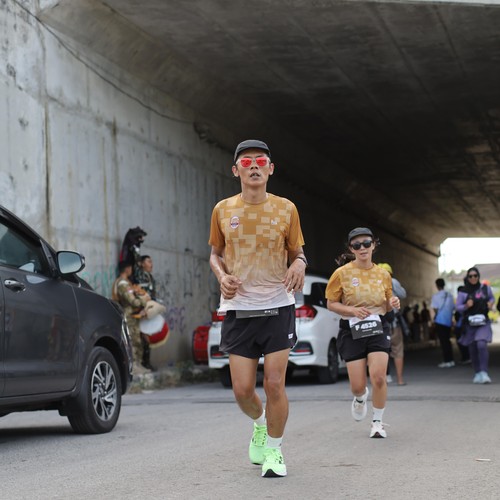 Race photo from KEDIRI HALF MARATHON 2026