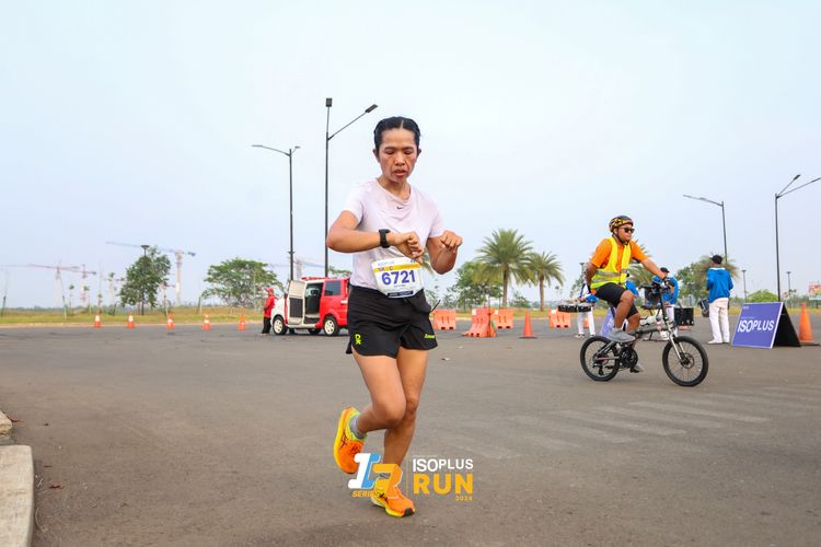 Race photo from ISOPlus Run 2024 Jakarta