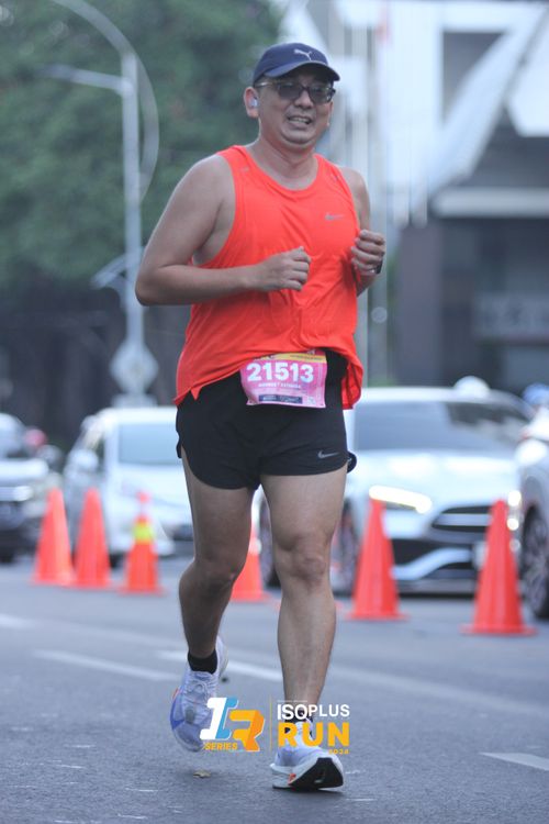 Race photo from Isoplus Run 2024 Surabaya