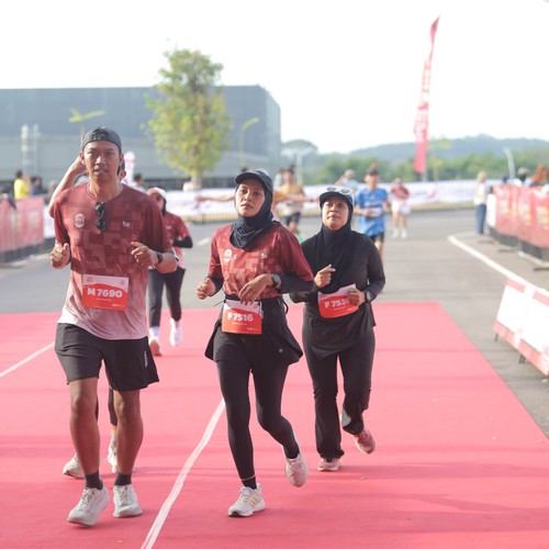 Race photo from KEDIRI HALF MARATHON 2026