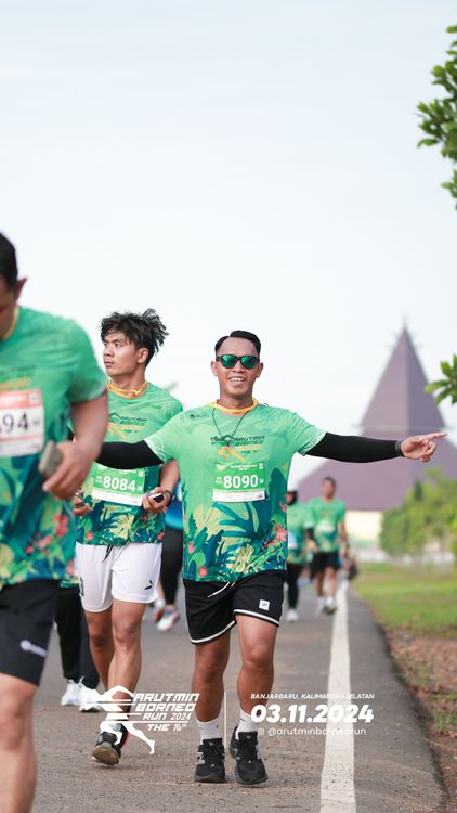 Race photo from Arutmin Borneo Run 2024