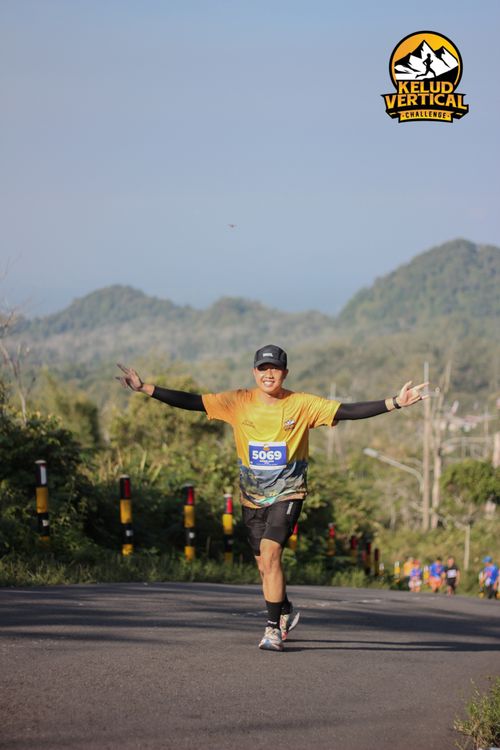 Race photo from Kelud Vertical Challenge 2024