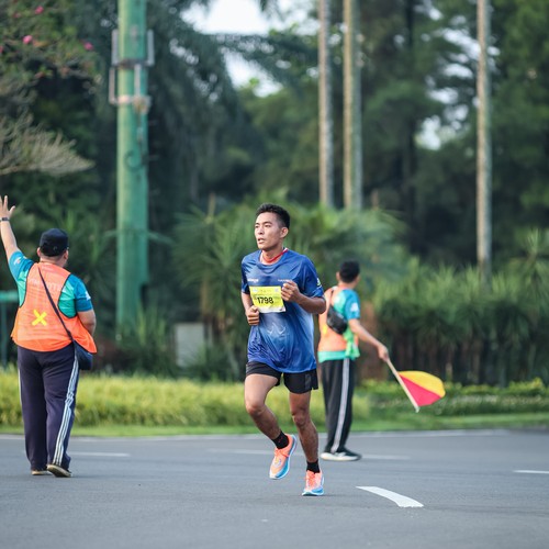 Race photo from BOGORUN 2026