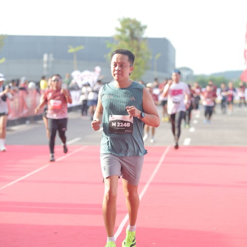 Race photo from KEDIRI HALF MARATHON 2026
