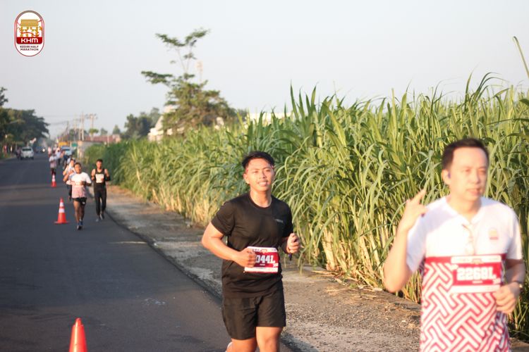 Race photo from Kediri Half Marathon 2024