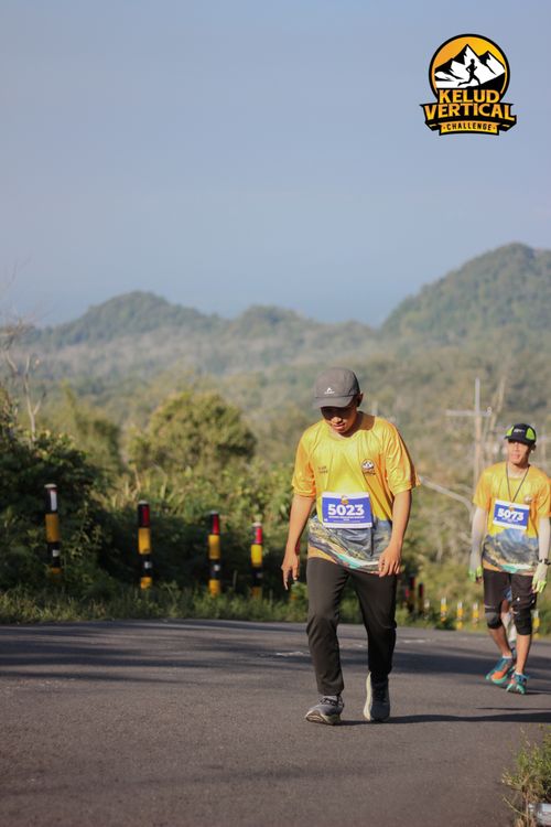 Race photo from Kelud Vertical Challenge 2024